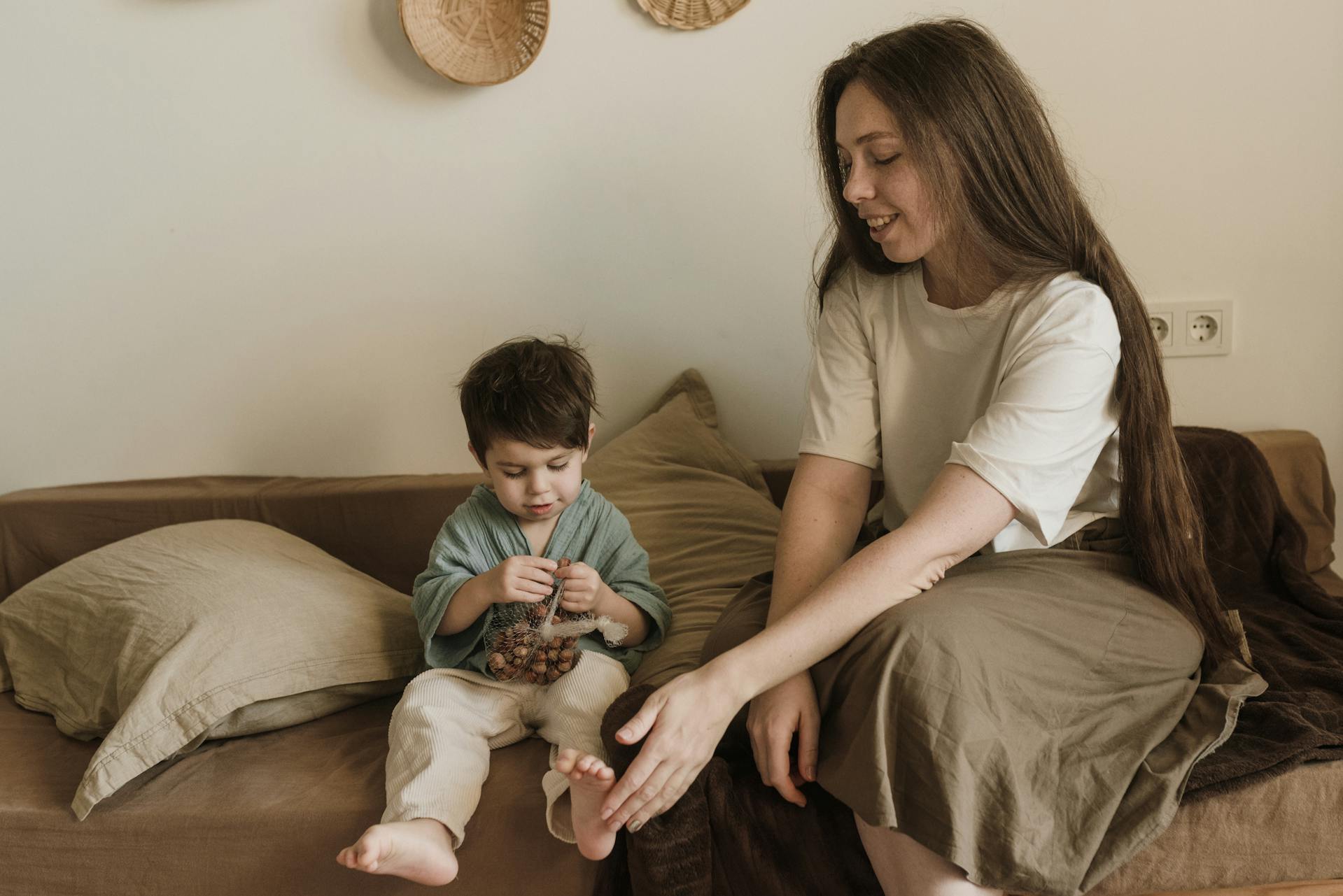 Recruter une baby-sitter est plus facile avec Cartable & Pyjama