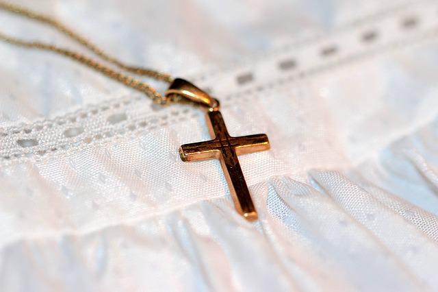 Médaille de baptême en or : comment la choisir ?